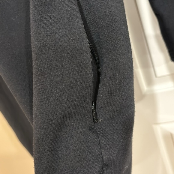 Athleta Cozy Carma Dress. Size M. - Picture 3 of 10